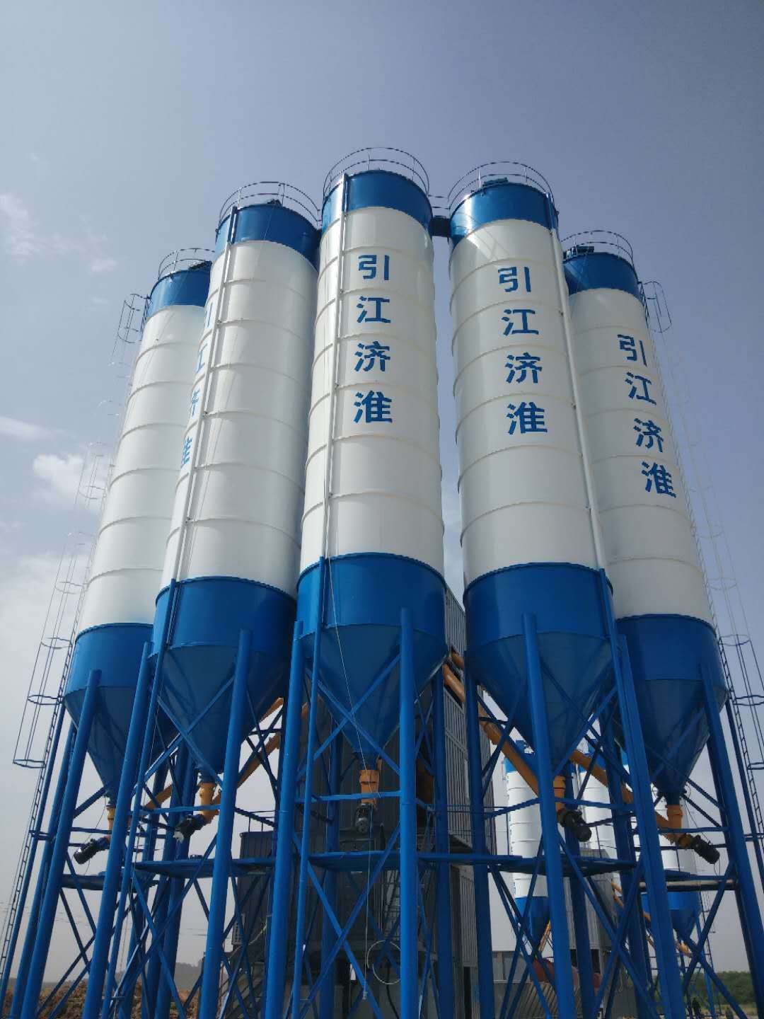 100T片式组装粉仓
